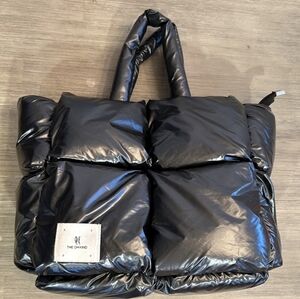 The Oh Kind puffer handbag
